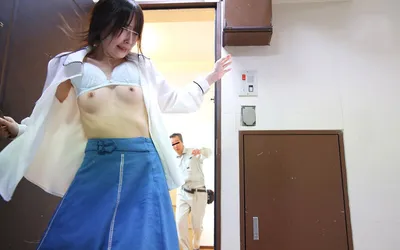 Bị cưỡng hiếp cô gái tìm đến người cạnh bên nhà giúp đỡ nhưng thật đen đủi khi hắn ta cũng…